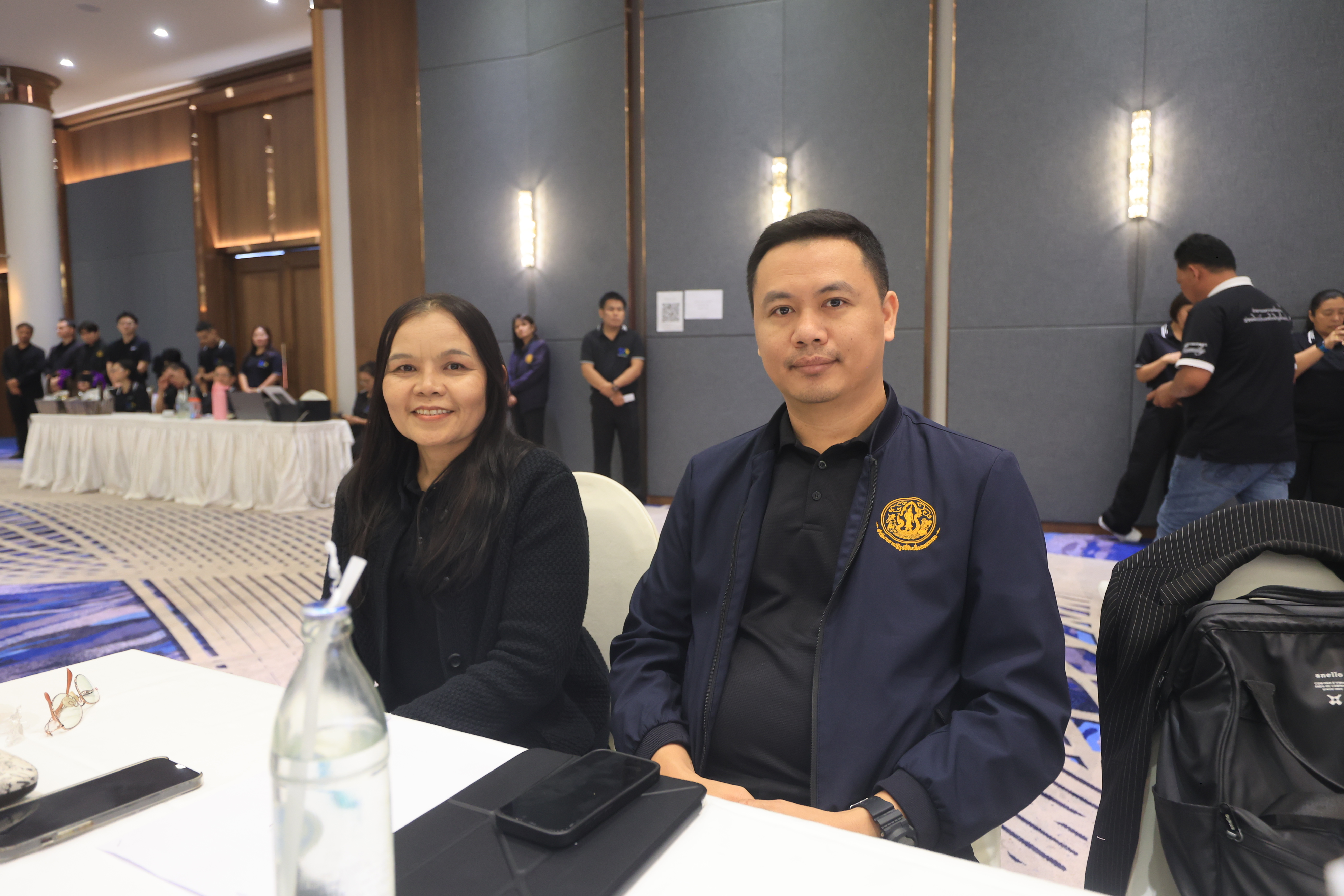 title - เลขาฯ ส.ป.ก. ประชุมเข้ม! 